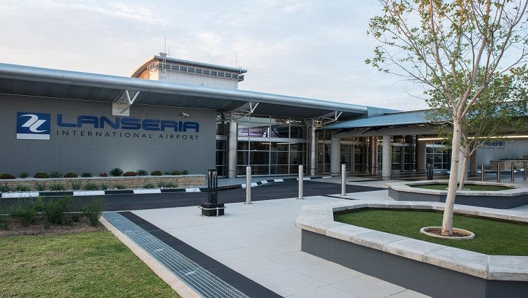 Lanseria loses 20% flights amid FlySafair disruptions – SABC News