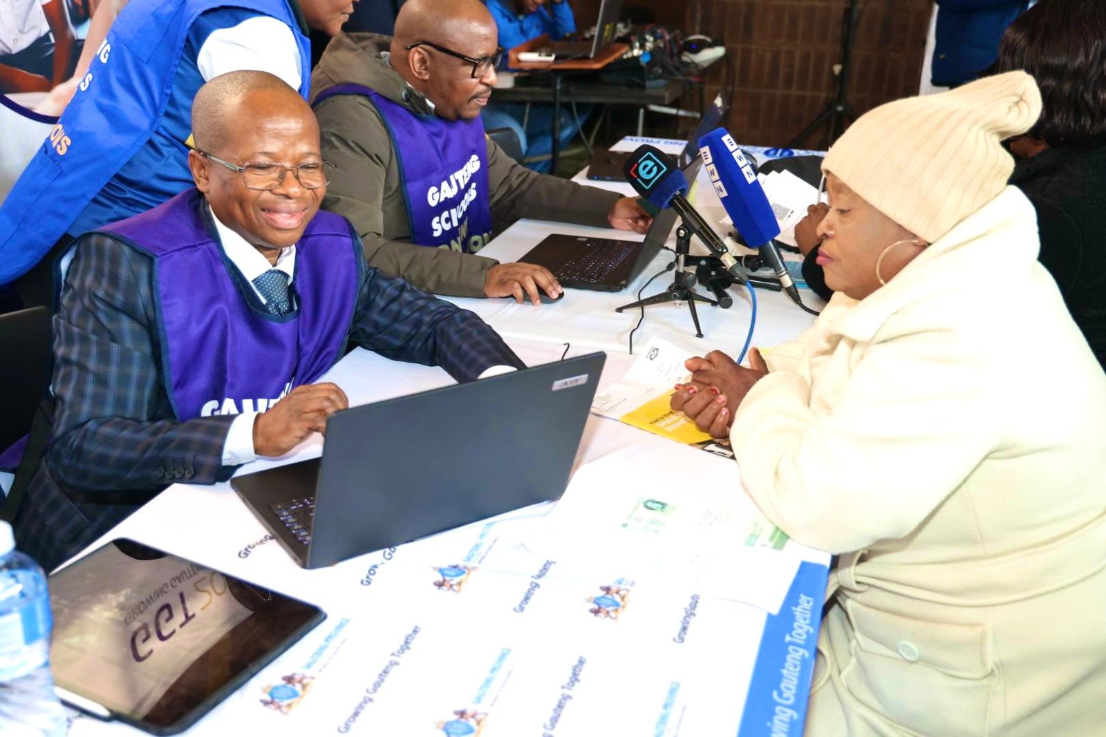 Gauteng online applications for Grade 1, 8 open – SABC News