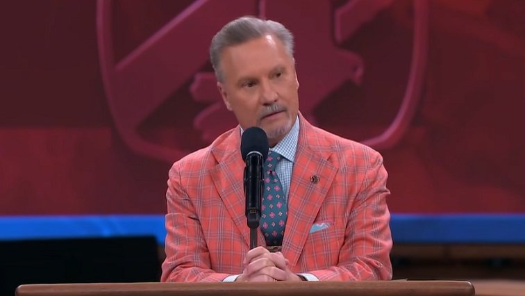 US televangelist Jimmy Swaggart dies at 90 – SABC News