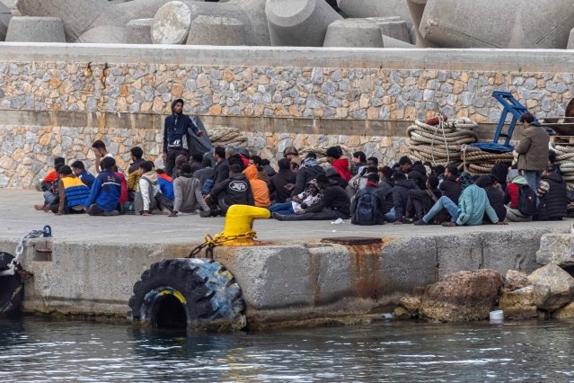 Greece suspends asylum applications for migrants from North Africa – SABC News