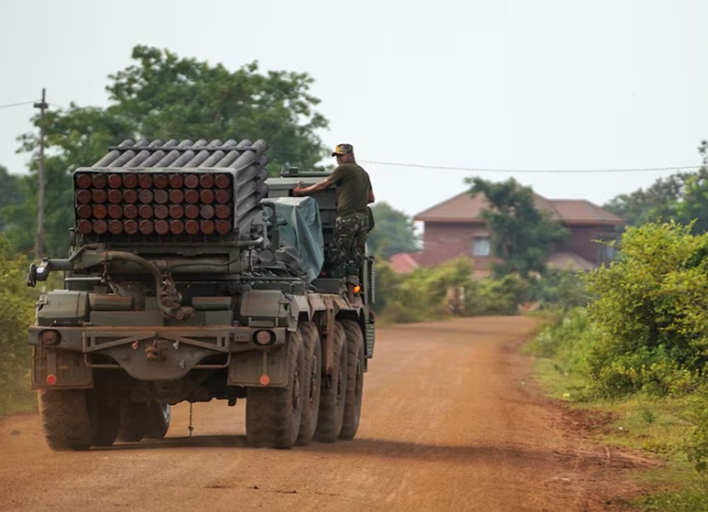 Cambodia official confirms one civilian has been killed – SABC News