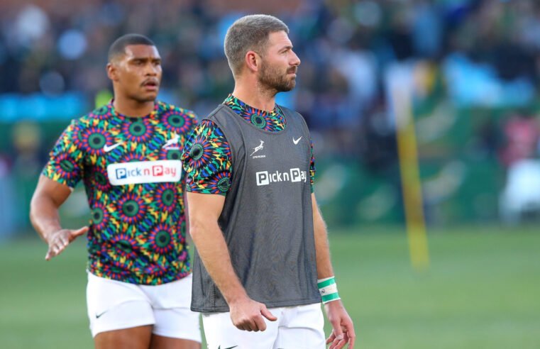 Willie lauded as century beckons