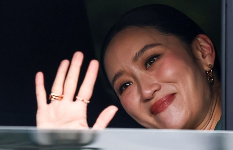 Thai court suspends PM from duty pending case seeking her dismissal – SABC News