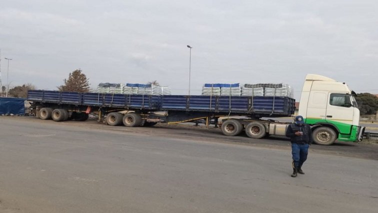 Trucking companies urged to stop employing undocumented foreigners – SABC News
