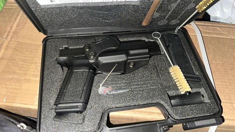 Unlicensed firearms heading to W Cape seized, two suspects arrested – SABC News