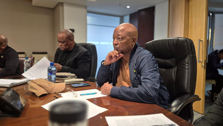 Kenny Kunene breaks silence on being at Molefe’s house – SABC News