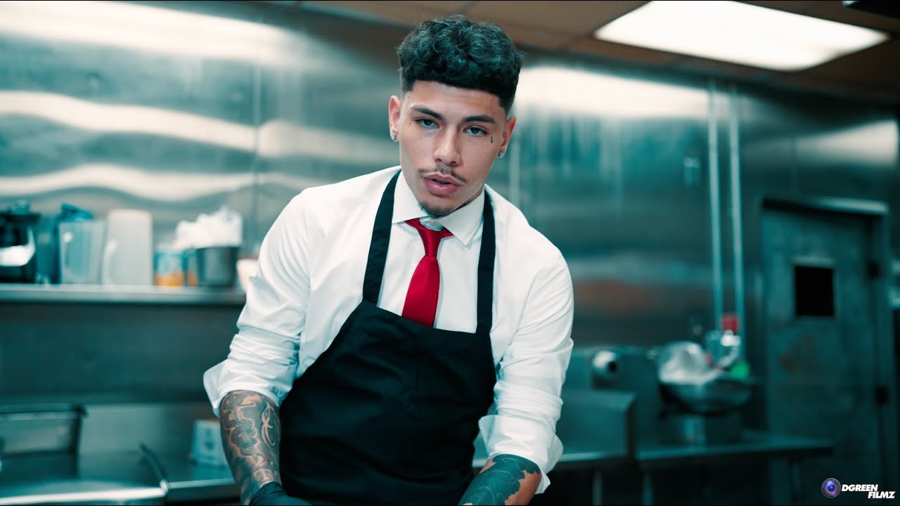 RNB.FOEMOB – Professional [Official Music Video]