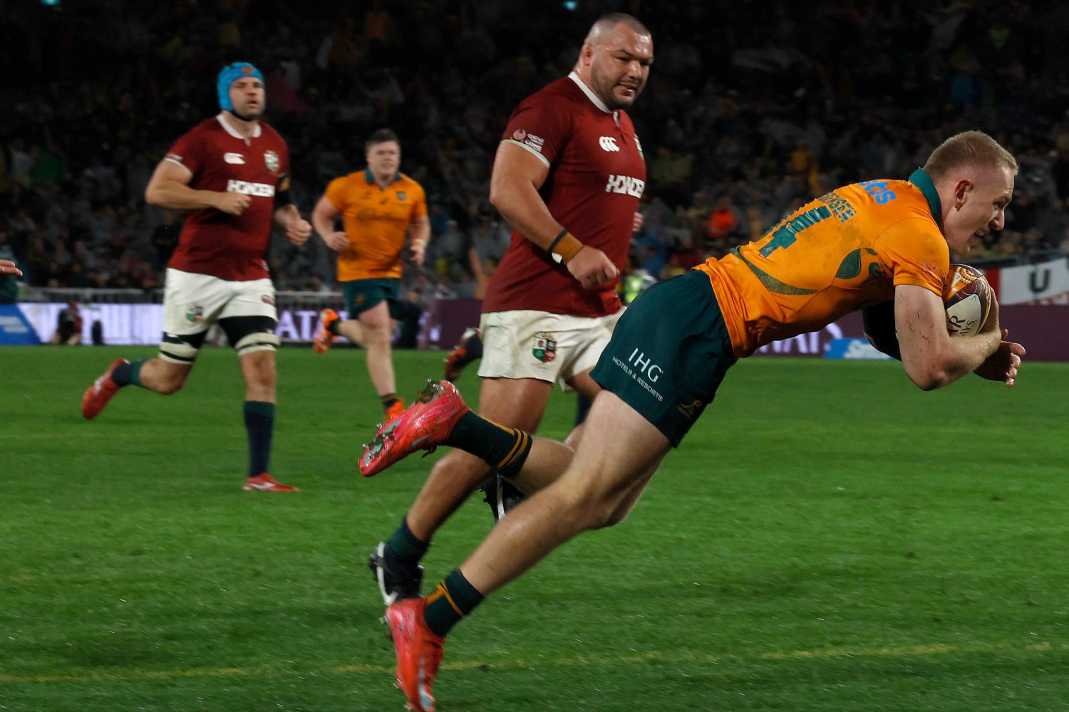 ‘Proud’ Schmidt hails Wallabies grit