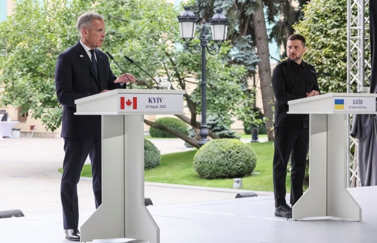 Zelenskyy celebrates Ukraine’s Independence Day alongside Canadian PM – SABC News