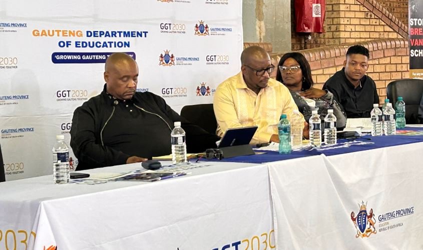 Chiloane praise SAPS for arrest of five learners, parent in Gauteng – SABC News