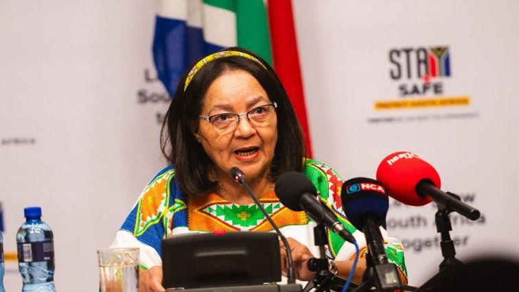 There’s no crisis in the tourism sector: De Lille – SABC News