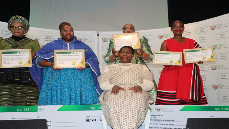 Kontsiwe recognises women at Women’s Entrepreneur Awards in E London – SABC News