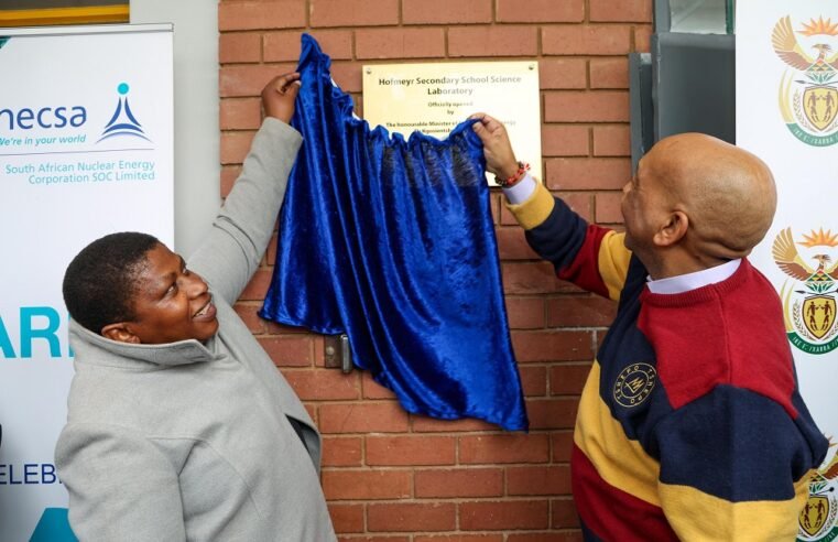 Dr Ramakgopa unveils new science laboratories in Atteridgeville – SABC News