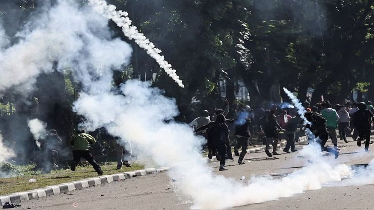 Indonesian students vow to continue protests – SABC News