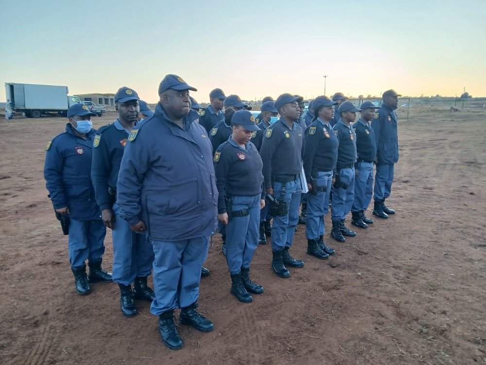 Limpopo police nab over 600 suspects in Operation Shanela – SABC News