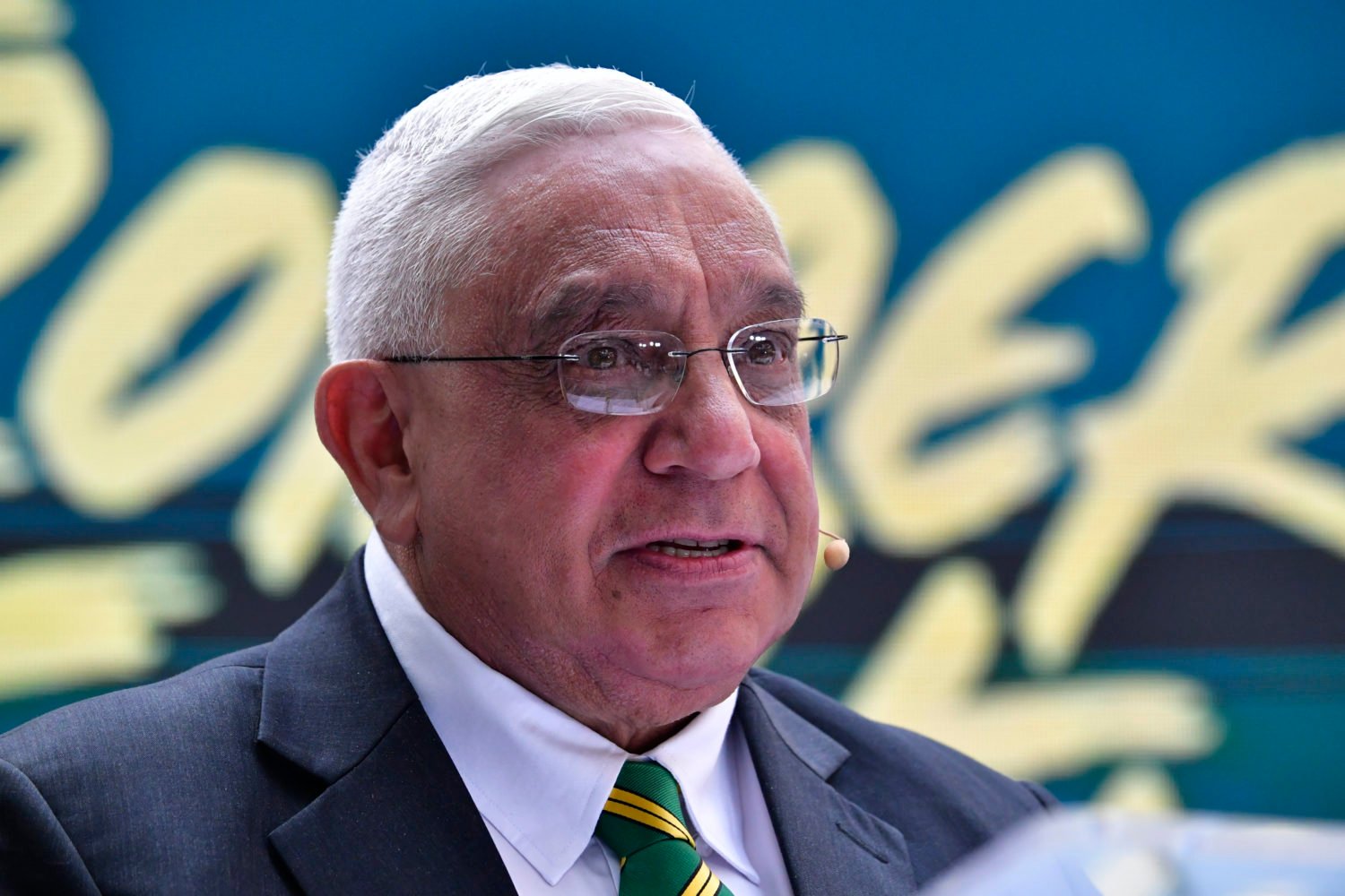 Alexander honours SARU legends and vows reconciliation