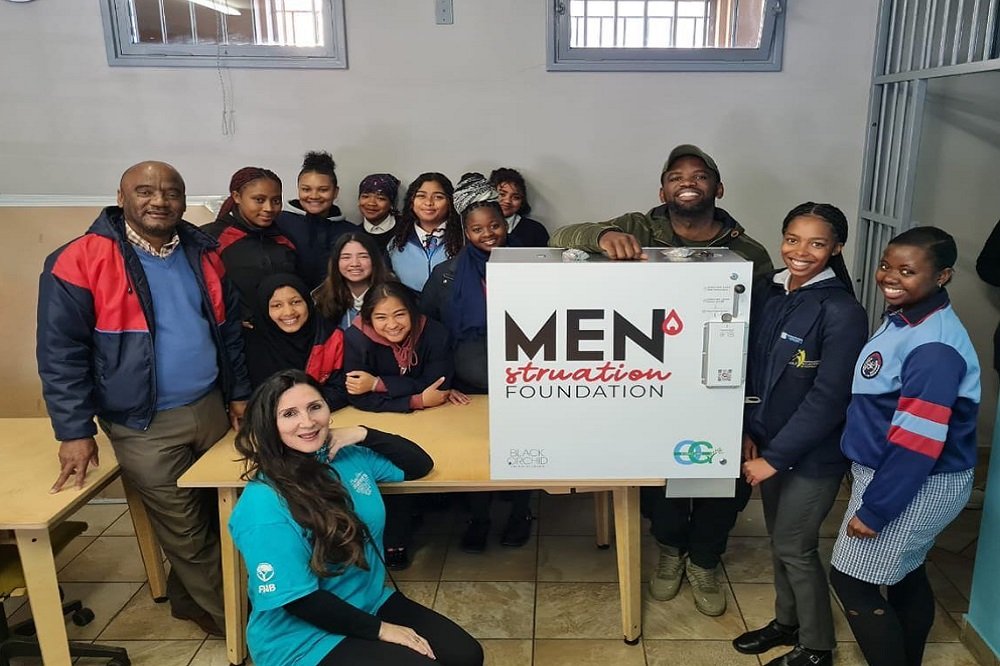 UWC installs free pad vending machines to keep students in class – SABC News