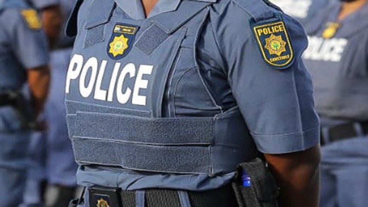 Ten Ekurhuleni police officers accused of theft in court for bail – SABC News