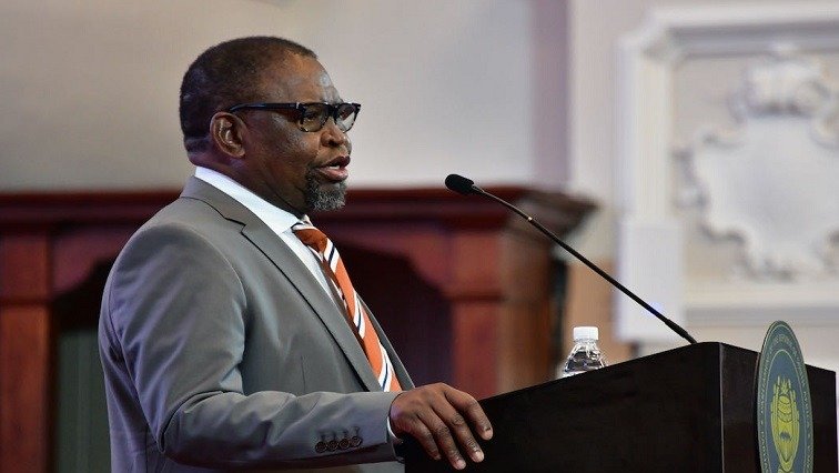 Godongwana places troubled Ditsobotla Bank under resolution – SABC News