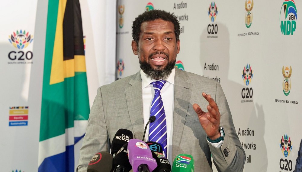 Manamela calls for urgent NSFAS overhaul to stabilise student funding – SABC News