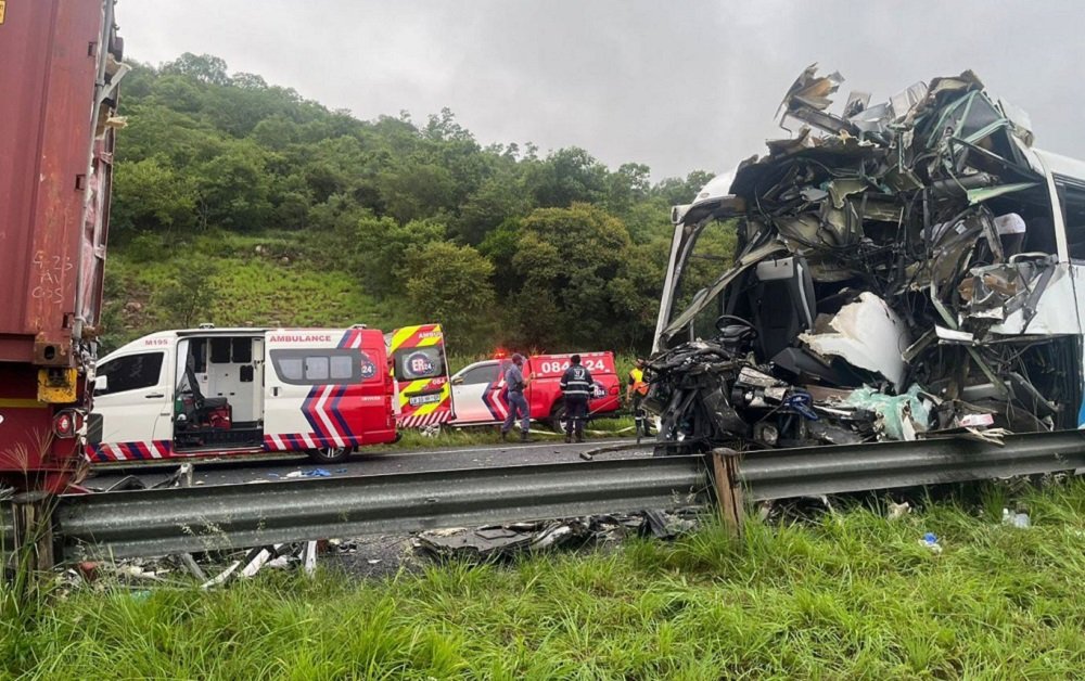 KZN authorities trace company of truck driver in fatal N3 crash – SABC News