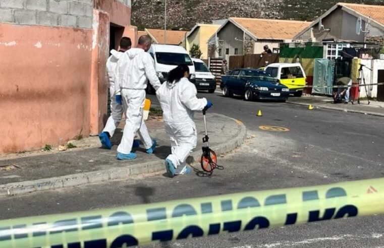 Phiyega calls for proactive measures to eradicate Cape Flats violence – SABC News