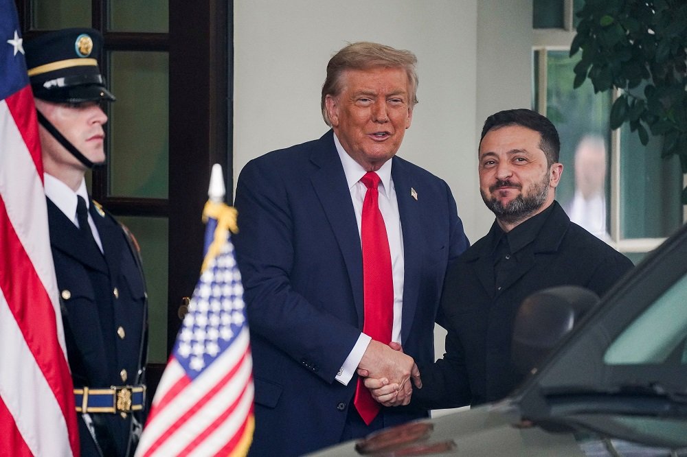 Zelenskyy arrives at White House for high-stakes Trump meeting – SABC News