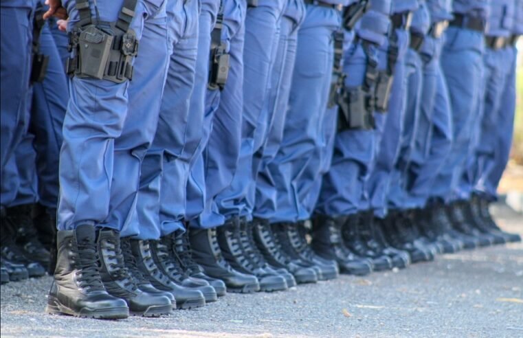 SAPS adds 1,900 new cops to the to tackle crime hotspots – SABC News