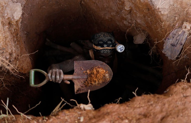 21 suspected illegal miners arrested after resurfacing at Sheba Mine – SABC News