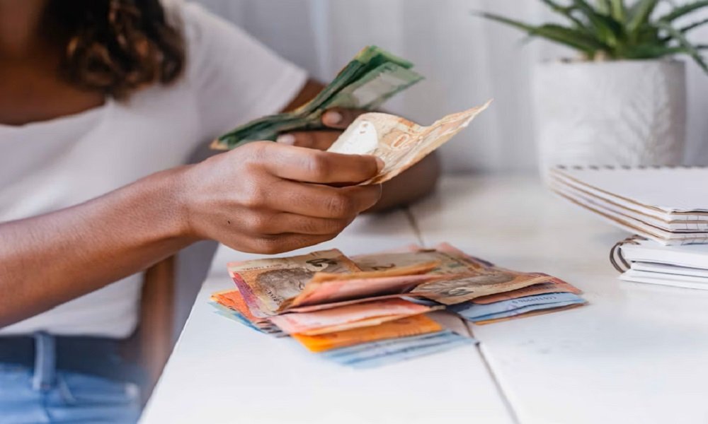 Bureau of Market Research report reveals major gender income gap – SABC News