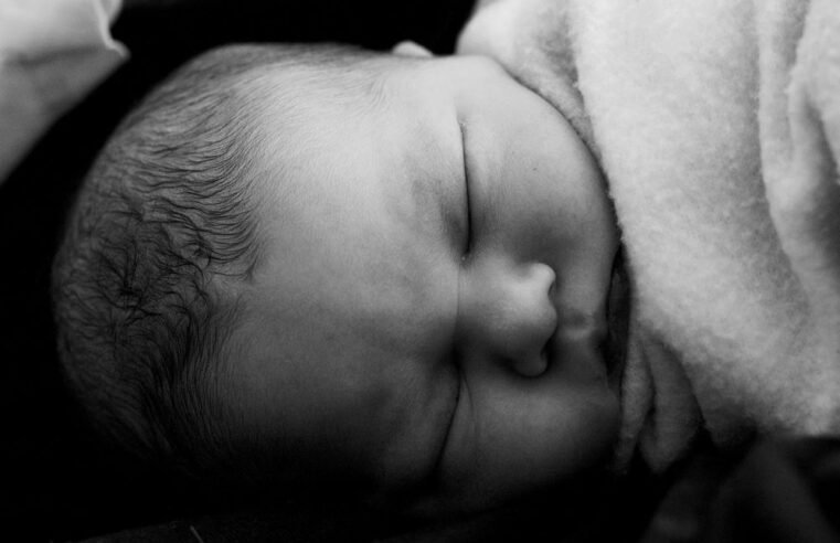 Health department notes decline in breastfeeding rates – SABC News