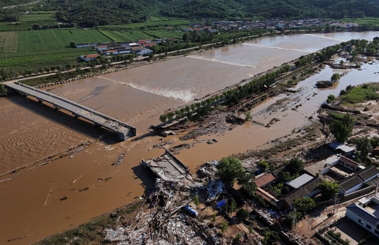 Beijing expands storm alert as fatal floods keep city on edge – SABC News