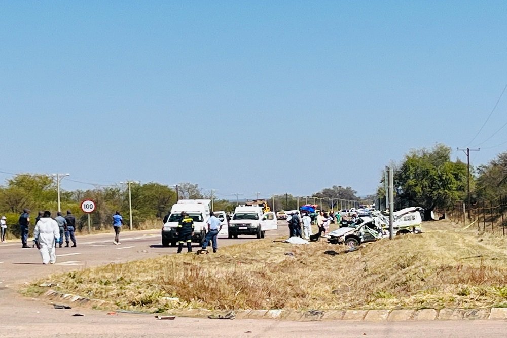 Sixth inmate dies in hospital following police van crash in Limpopo – SABC News