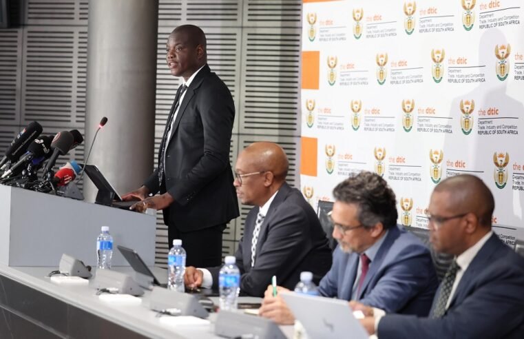 SA exports pose no threat to United States: Lamola – SABC News