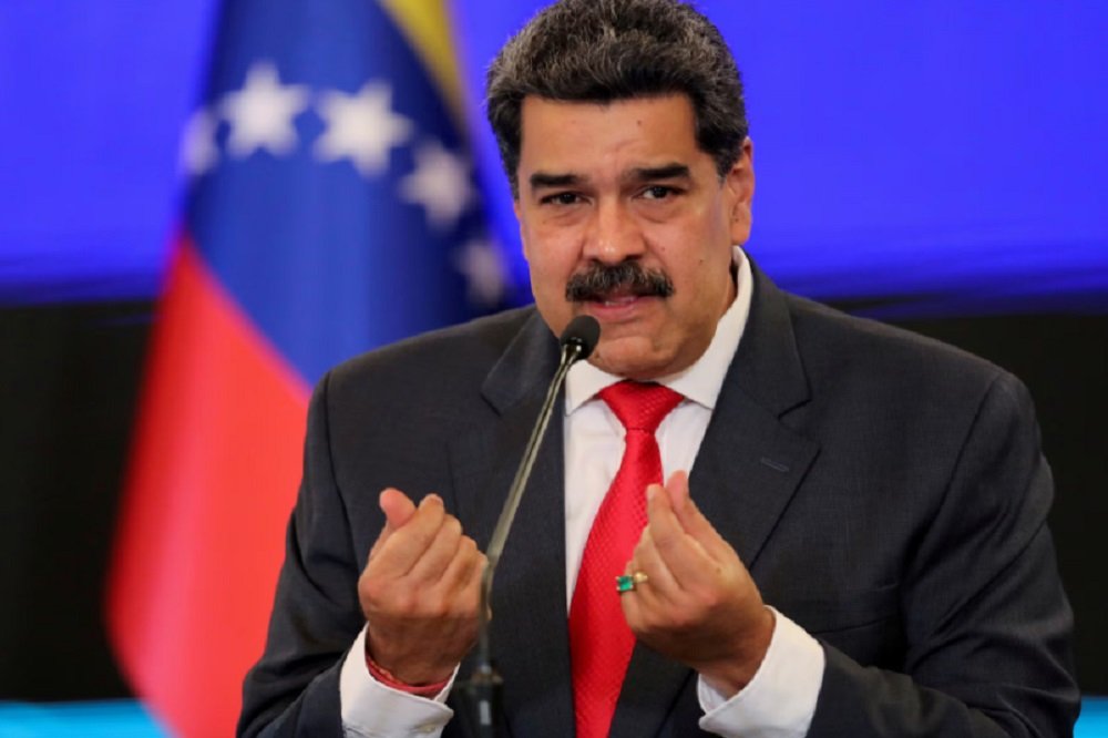 ‘US deploys warships off the coast of Venezuela’ – SABC News