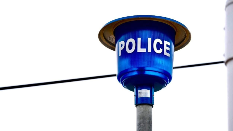 Limpopo police hunt for armed gang after tribal office robbery – SABC News