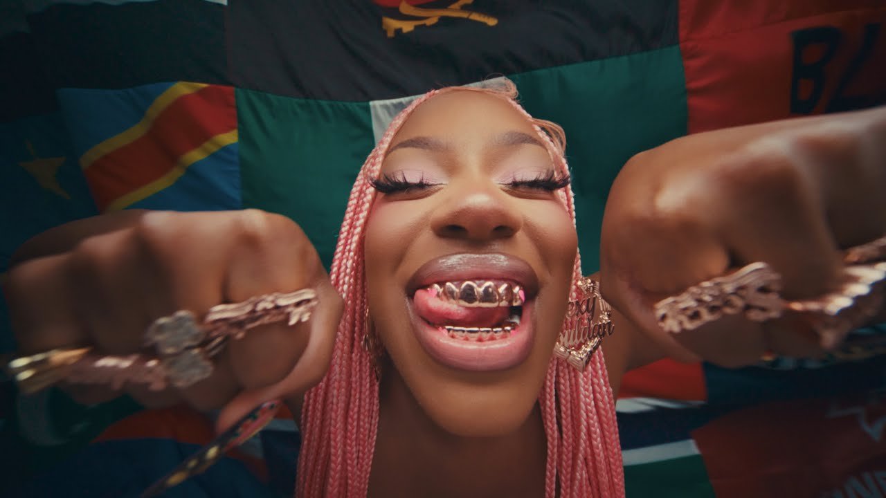 Monaleo – Sexy Soulaan (Official Video)