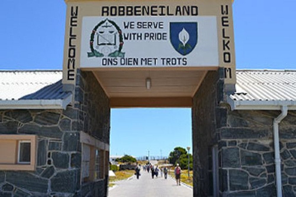 Ex-Robben Island prisoners board Madiba ferry for reunion – SABC News