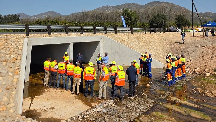 Western Cape re-opens road linking Citrusdal to N7 – SABC News