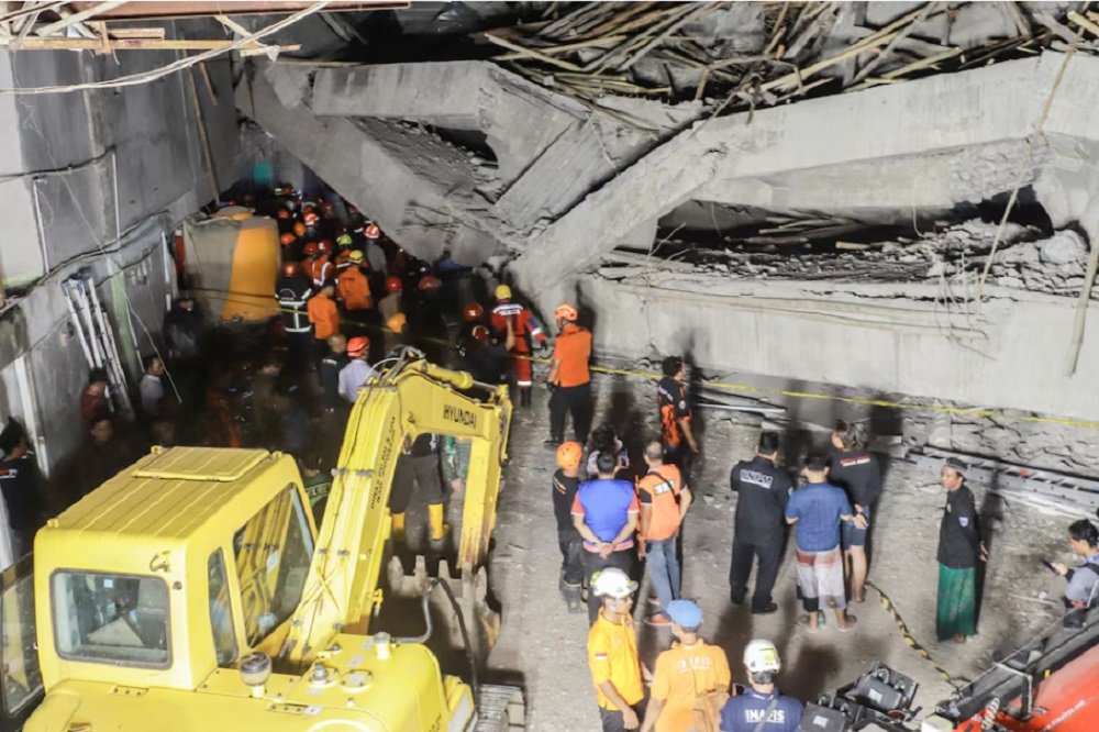 Indonesia rescuers hunt for 38 feared trapped from school collapse – SABC News