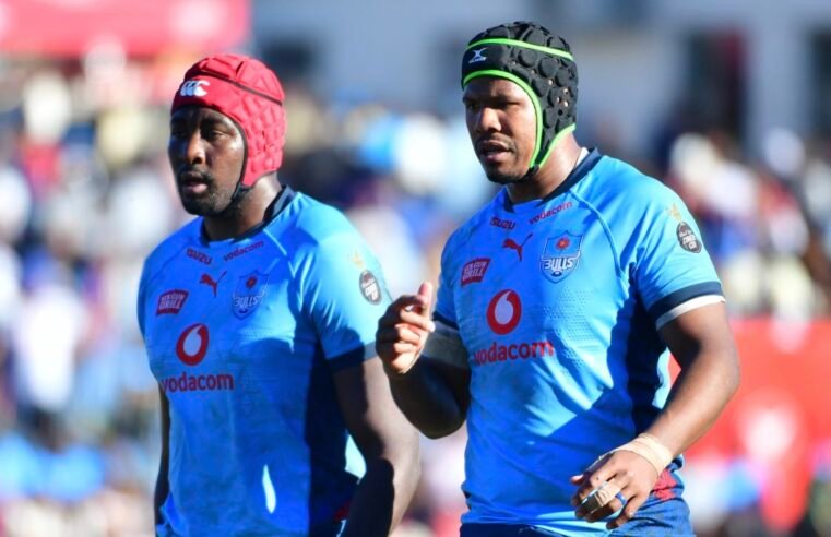 Lock swaps Bulls for Sharks