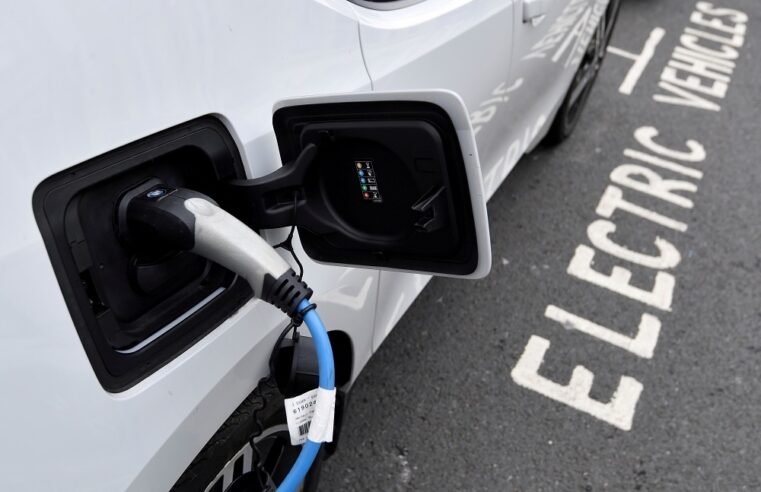 Electric car sales growing in SA – SABC News