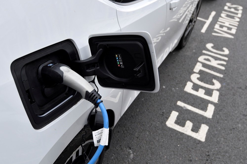 Electric car sales growing in SA – SABC News