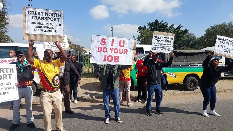 Disgruntled GNT employees protest outside at Limpopo Premier’s Office – SABC News