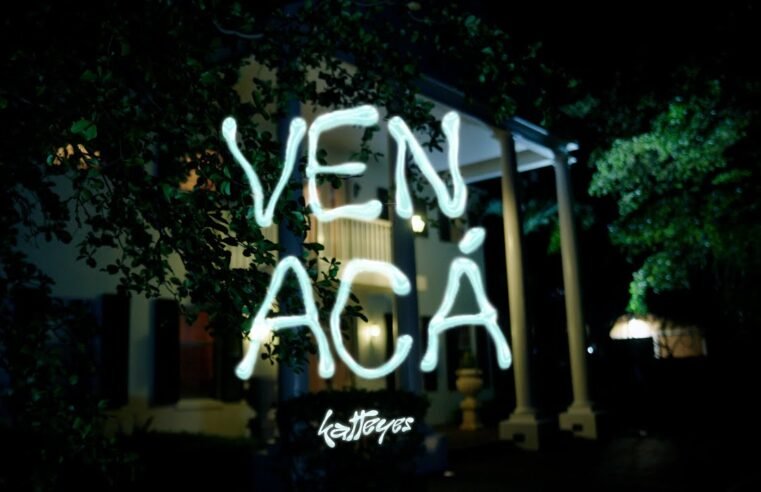 Katteyes – VEN ACÁ (Official Video)