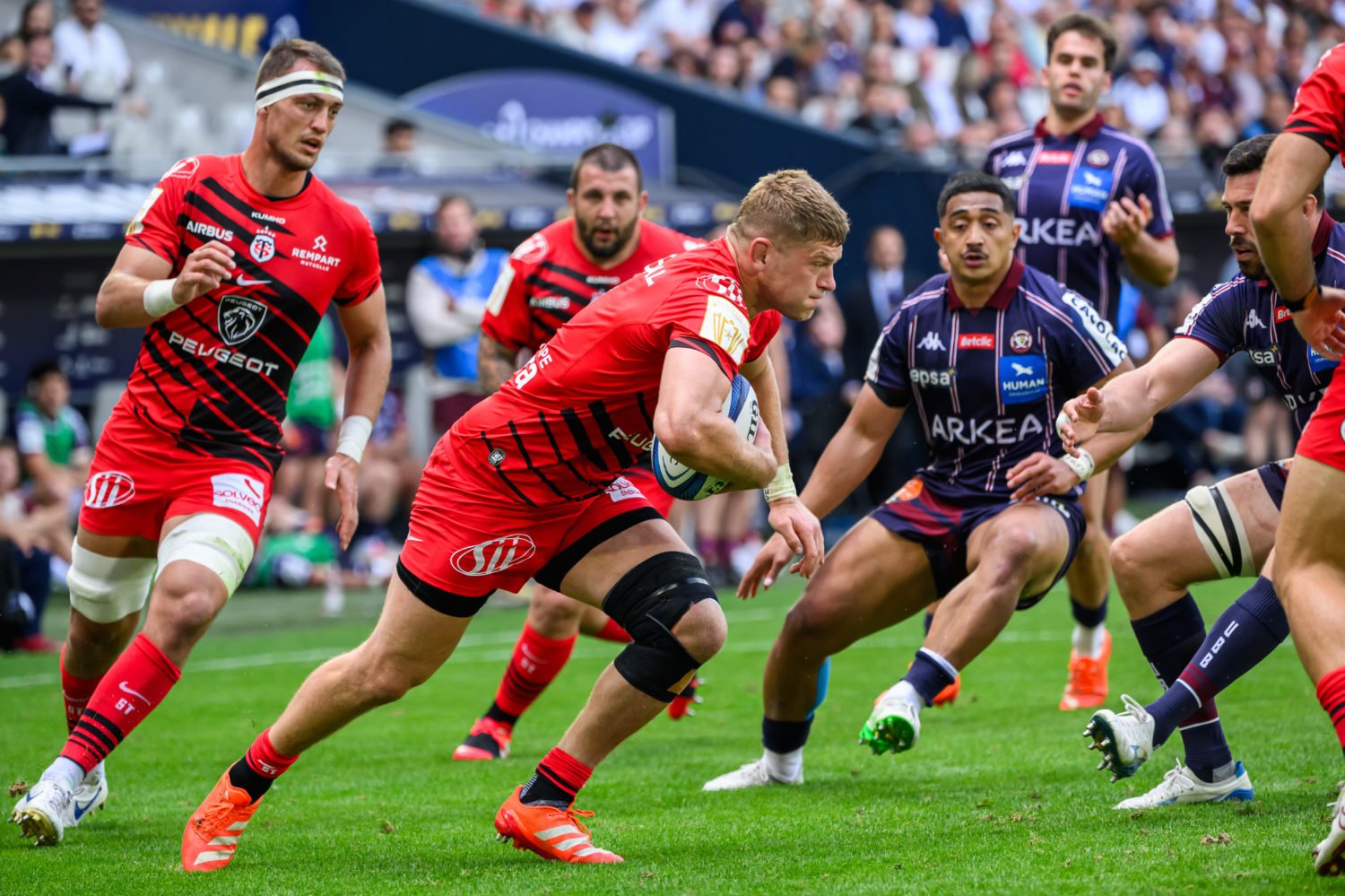 Willis beats Dupont to Top 14’s biggest honour