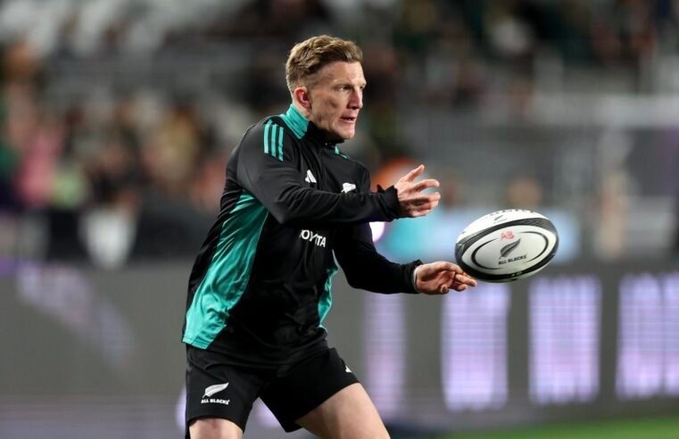 Injury-hit All Blacks change six