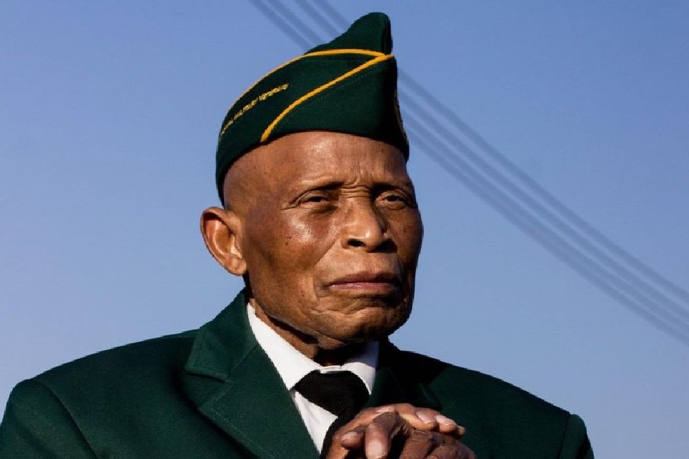 Struggle veteran Cholo receives ANC’s highest Award, the Seaparankoe – SABC News