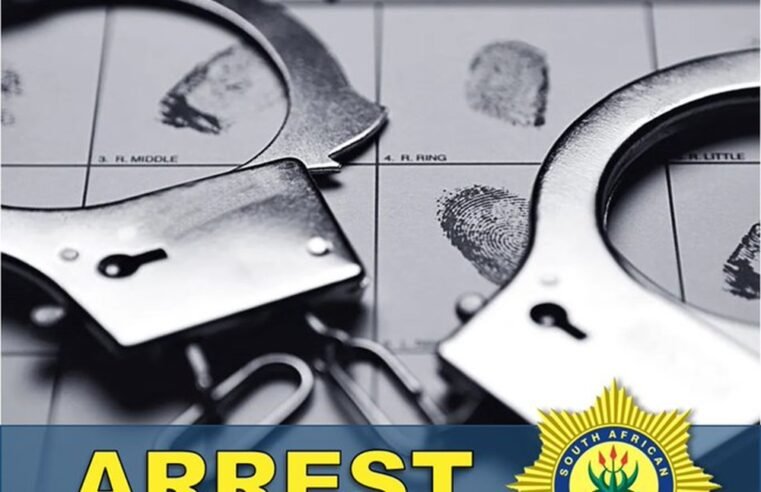 UFS students gather outside court in support of arrested peers – SABC News