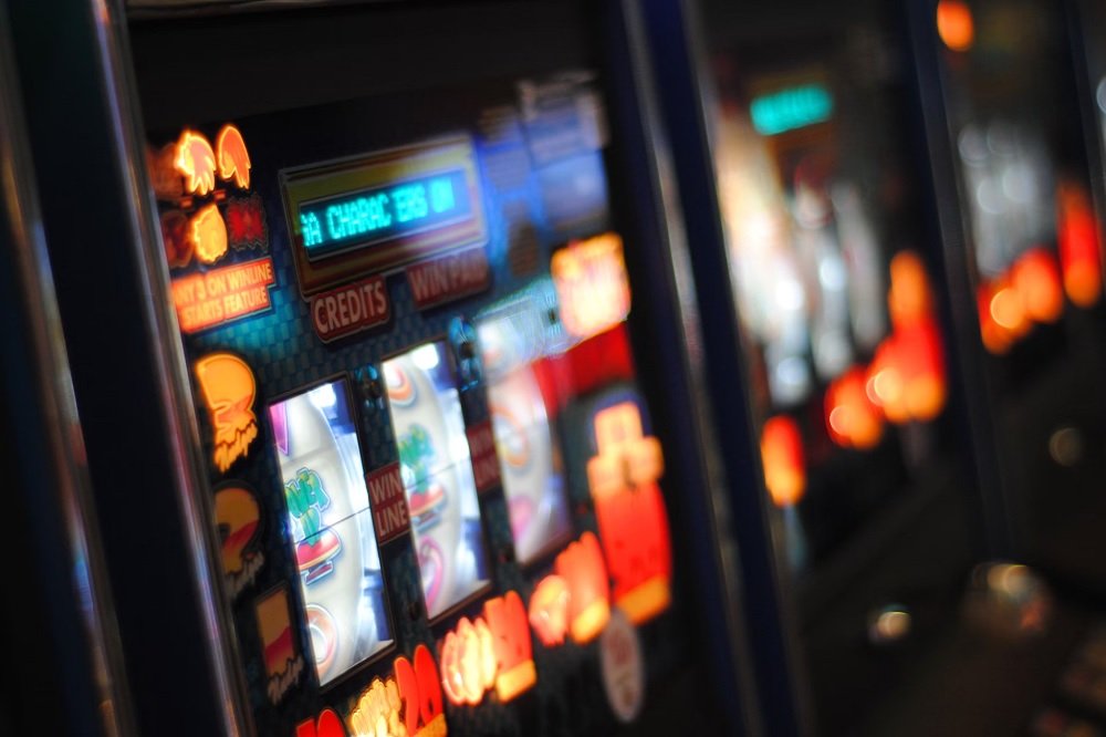 Concerns raised over growth in illegal online gambling – SABC News